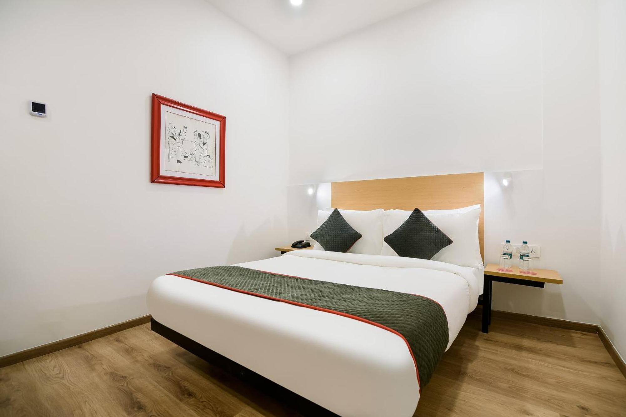 Townhouse The Awadh Airport Near Chaudhary Charan Singh International Airport Hotell Bijnaur Exteriör bild