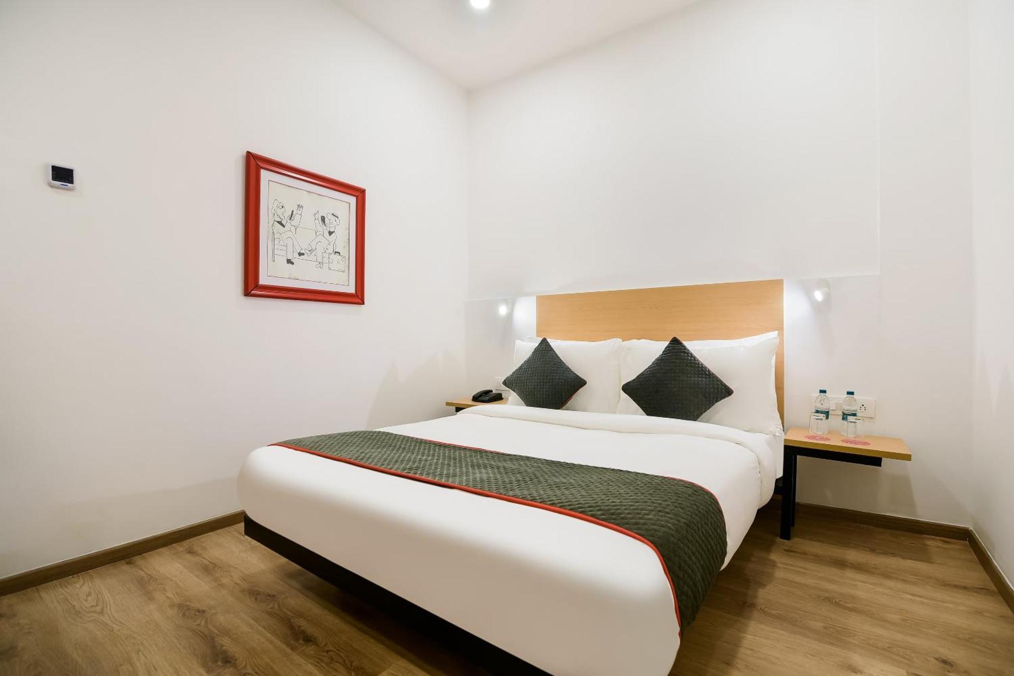 Townhouse The Awadh Airport Near Chaudhary Charan Singh International Airport Hotell Bijnaur Exteriör bild