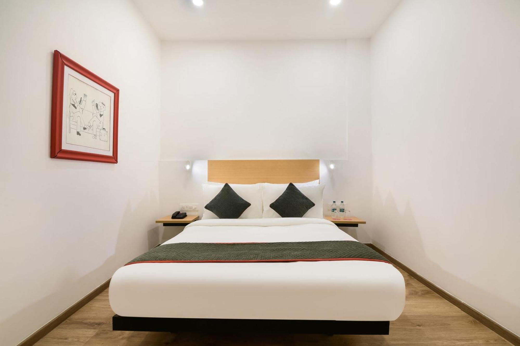 Townhouse The Awadh Airport Near Chaudhary Charan Singh International Airport Hotell Bijnaur Exteriör bild